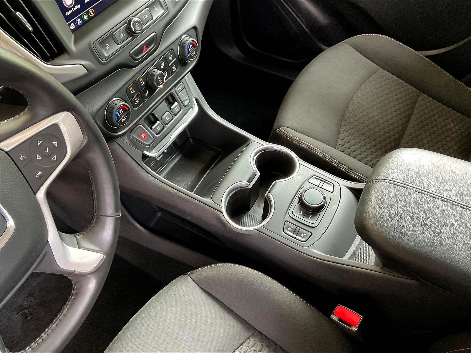 Used 2021 GMC Terrain SLE w/ Driver Convenience Package FWD image 17