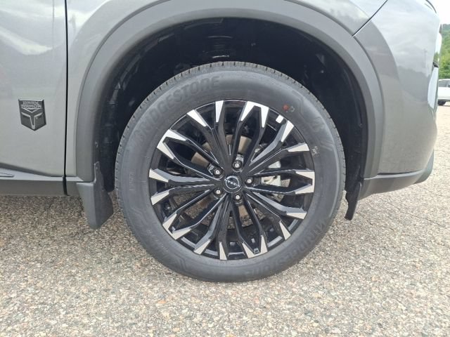 New 2026 Nissan Rogue Dark Armor AWD/4WD image 33
