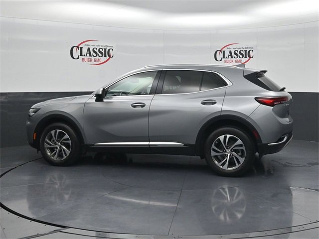 Used 2023 Buick Envision Essence image 2