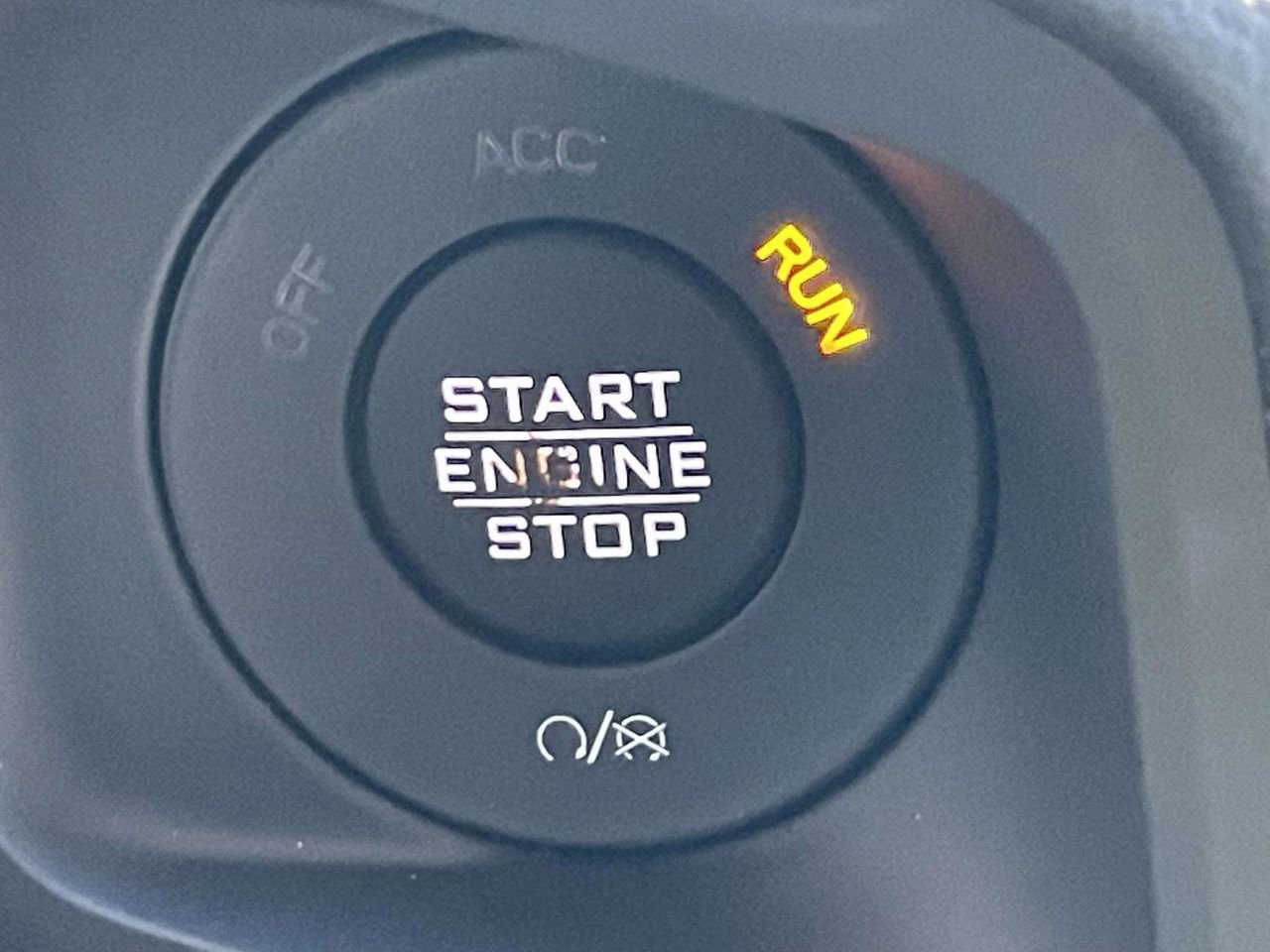 New 2025 Jeep Gladiator Mojave image 16