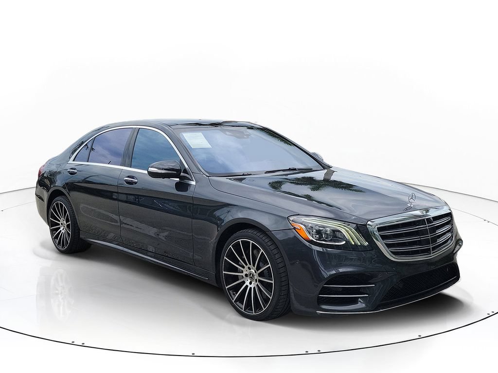 Used 2018 Mercedes-Benz S 560 Sedan image 2