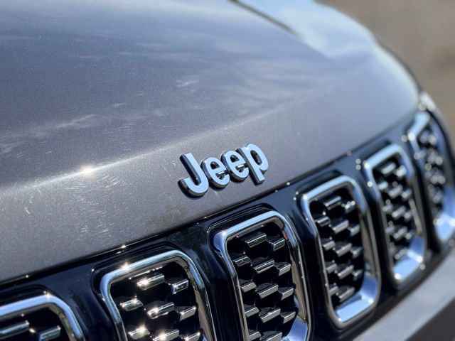 Used 2024 Jeep Compass Limited AWD/4WD image 28