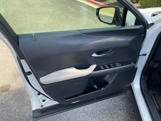 Used 2020 Lexus UX 250h w/ Premium Package AWD/4WD image 17