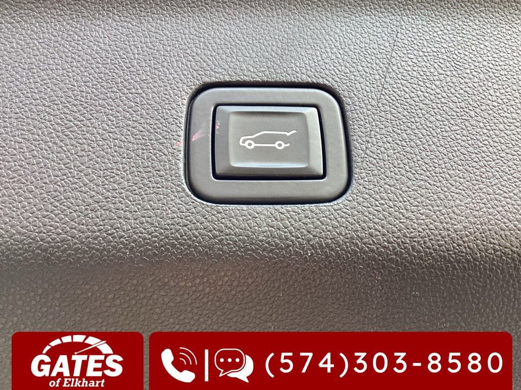 Used 2023 Chevrolet Tahoe LT AWD/4WD image 14