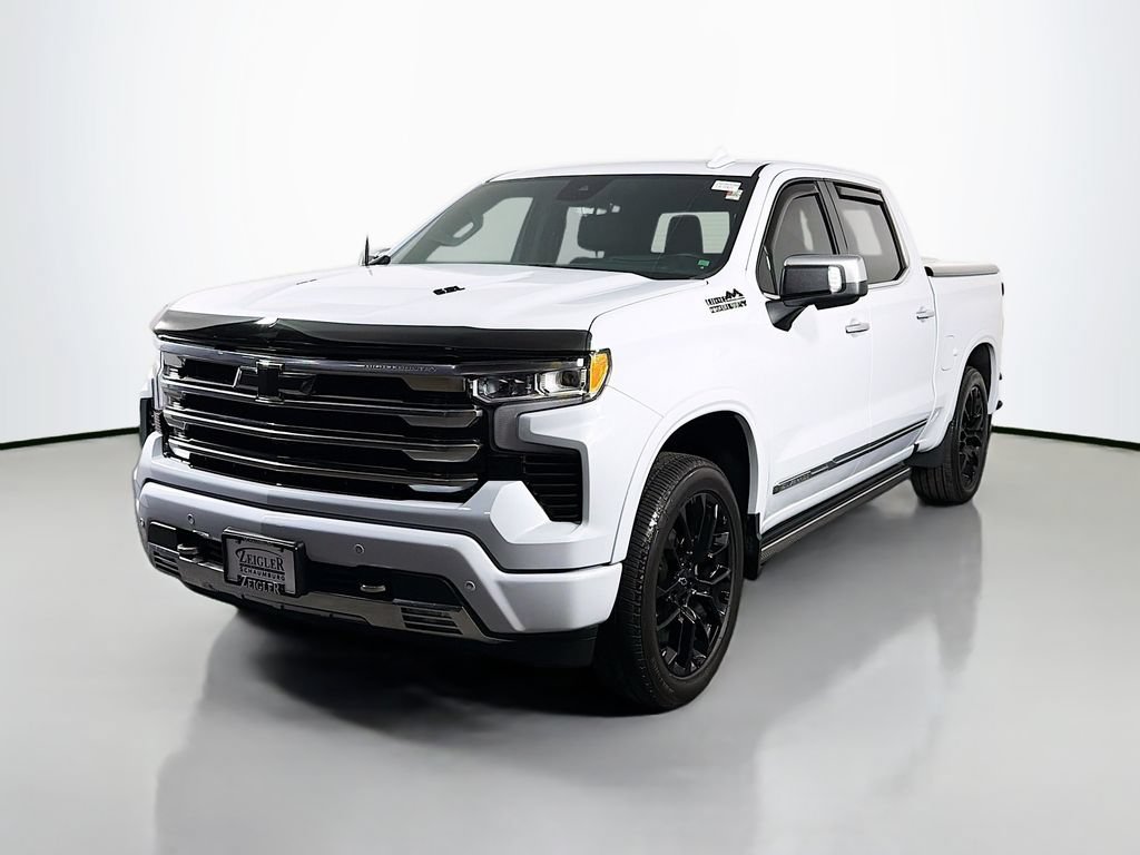 Used 2026 Chevrolet Silverado 1500 High Country AWD/4WD image 3