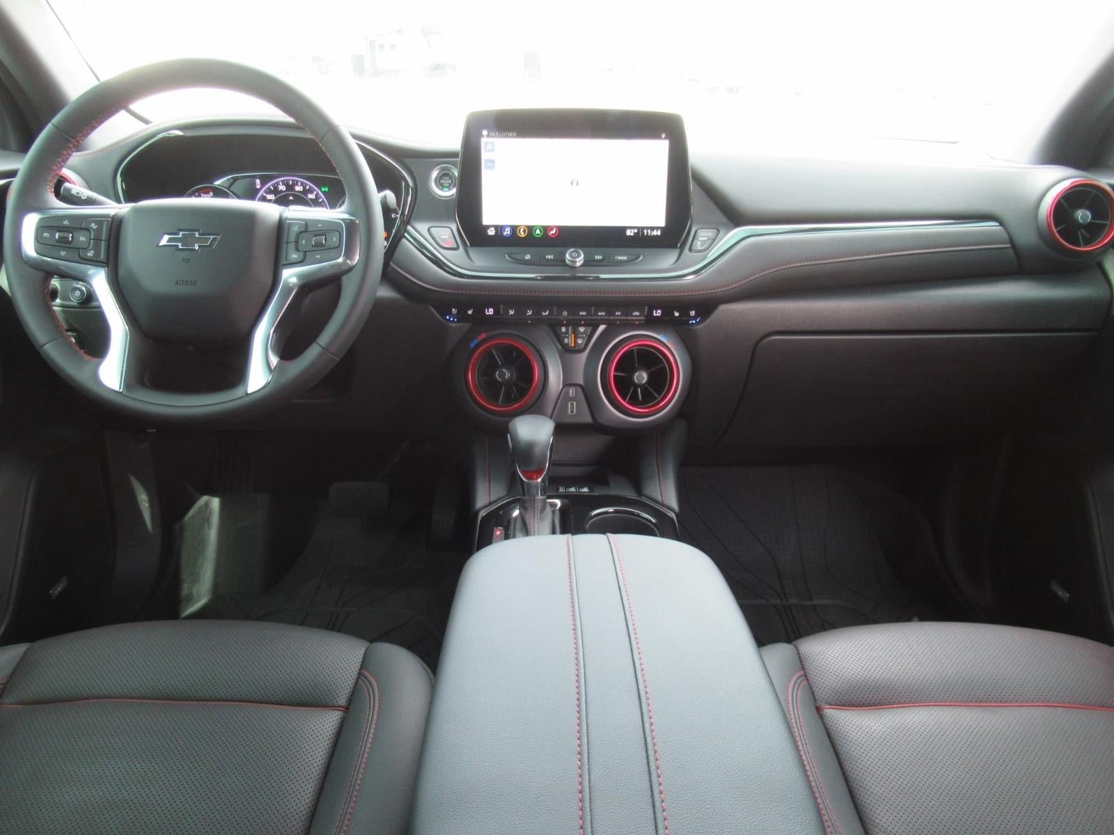 Used 2023 Chevrolet Blazer RS w/ Enhanced Convenience Package AWD/4WD image 12