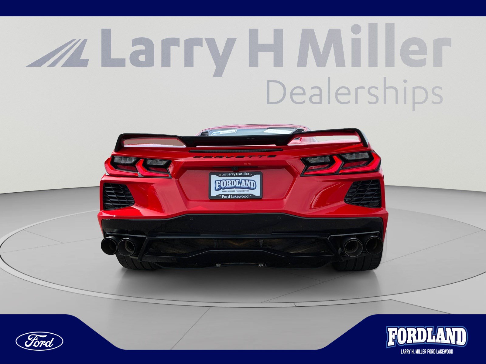 Used 2022 Chevrolet Corvette Stingray Coupe w/ Z51 Performance Package RWD image 4