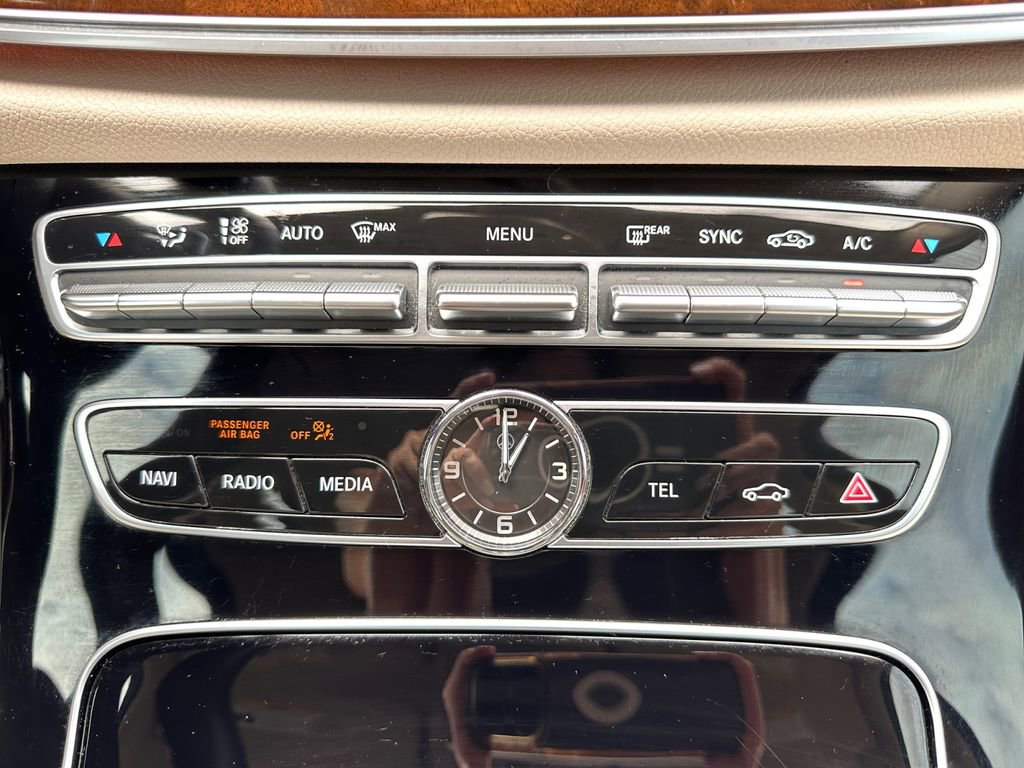 Used 2017 Mercedes-Benz E 300 image 30