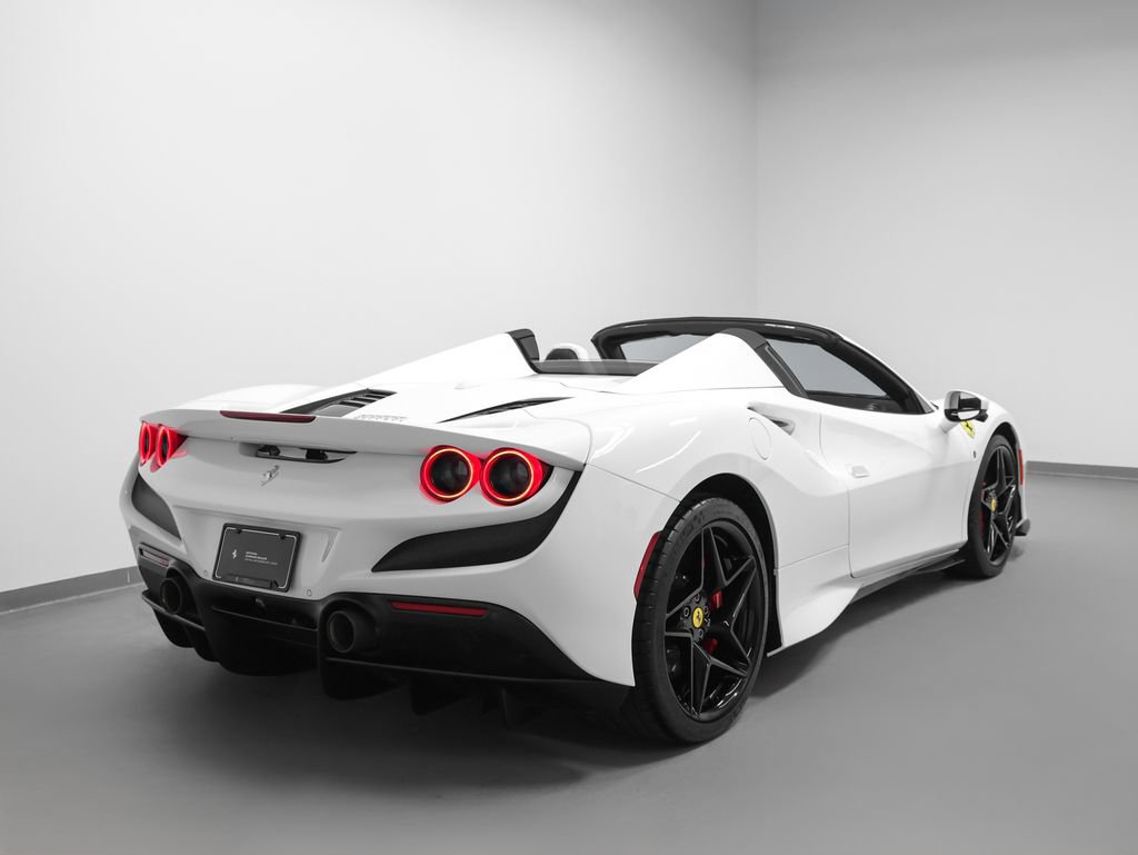 Certified 2022 Ferrari F8 Tributo RWD image 42