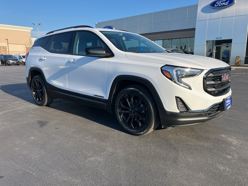 Used 2021 GMC Terrain SLE w/ Elevation Edition FWD image 8