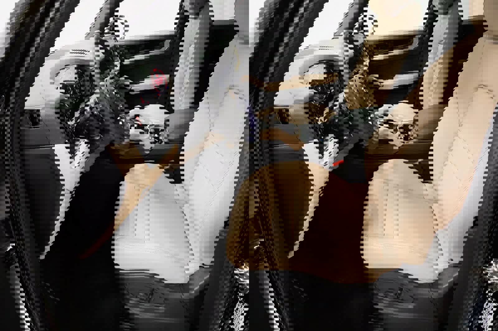 Certified 2025 Porsche Cayenne image 16