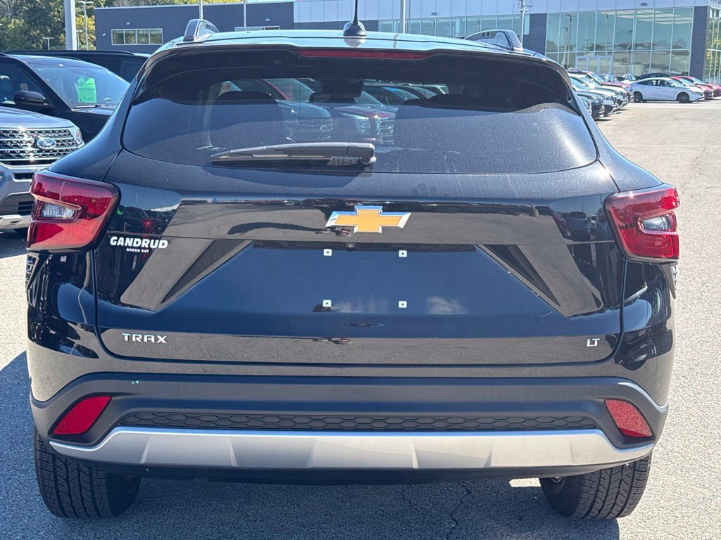 Certified 2024 Chevrolet Trax LT w/ Driver Confidence Package FWD image 4