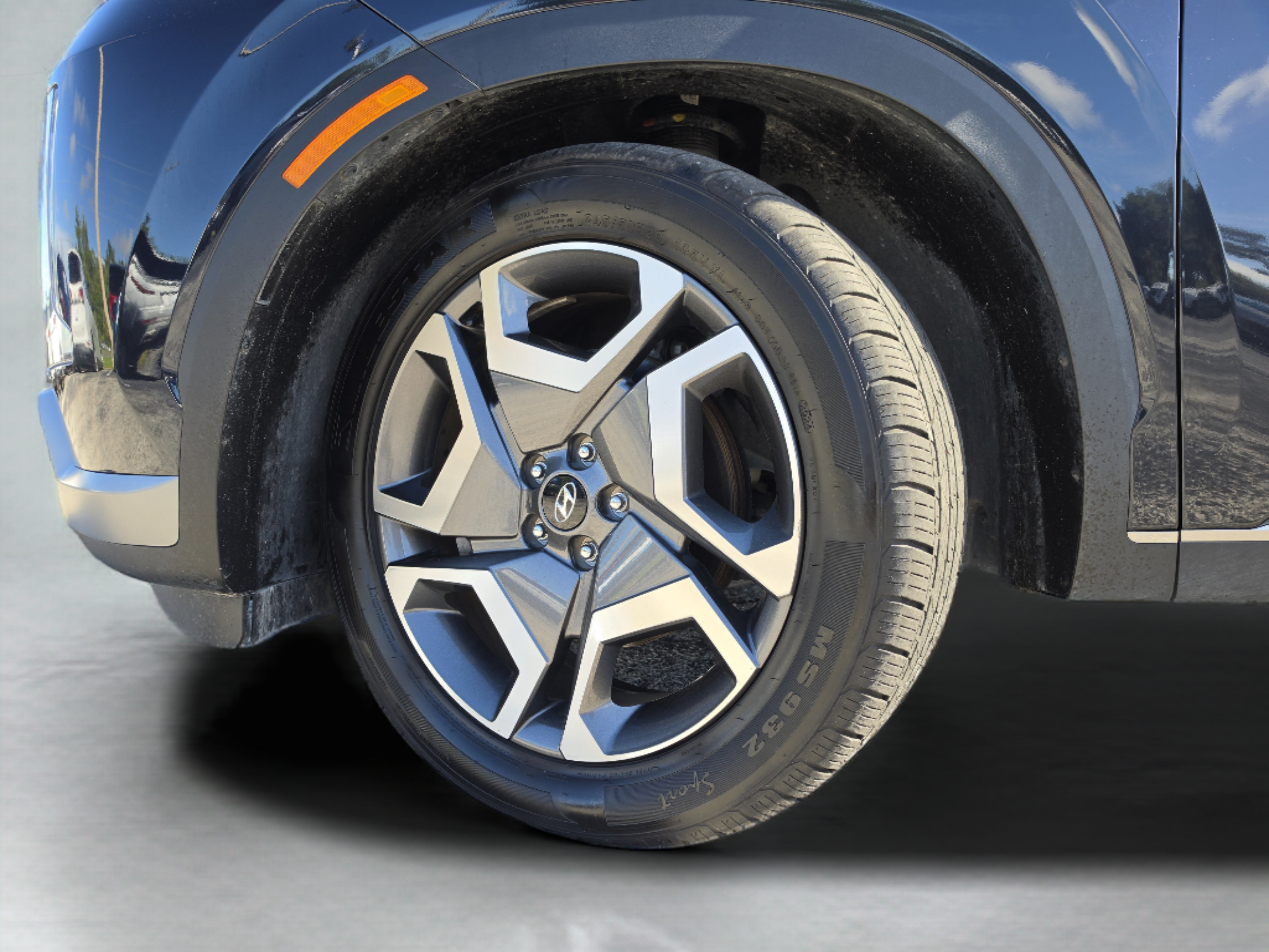 Used 2024 Hyundai Palisade Limited AWD/4WD image 40