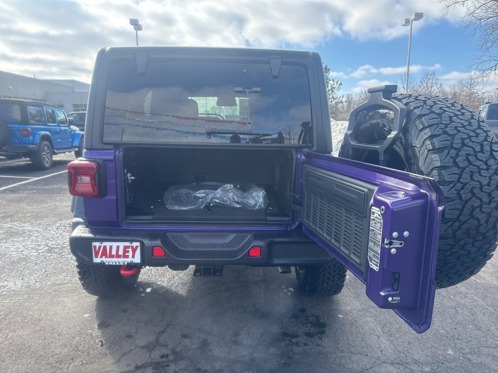 New 2026 Jeep Wrangler Rubicon w/ Xtreme 35 Tire Package image 36