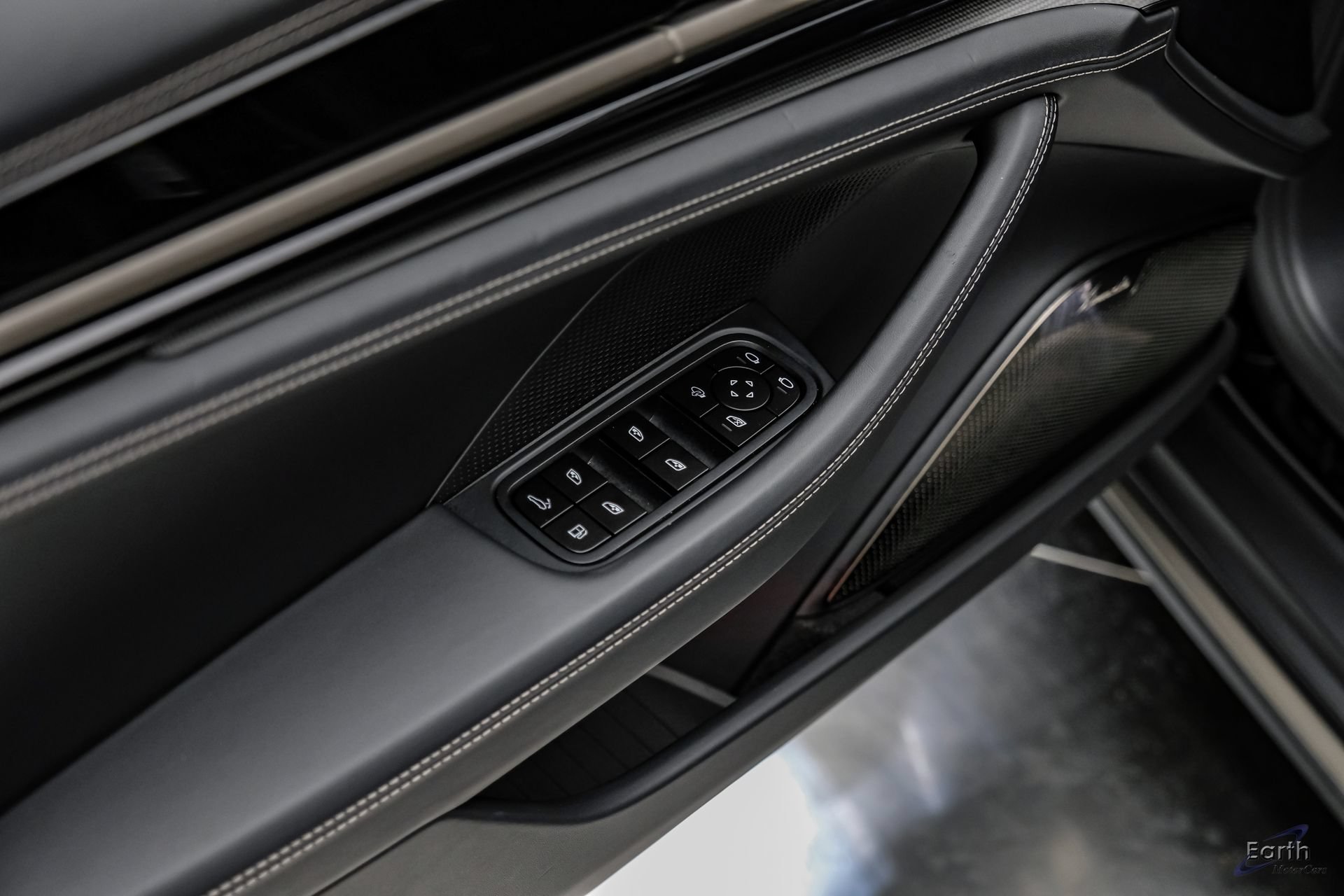 Used 2026 Porsche Panamera Turbo S AWD/4WD image 89