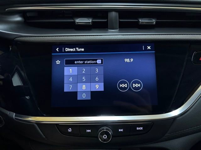 Used 2023 Buick Encore GX Select AWD/4WD image 38