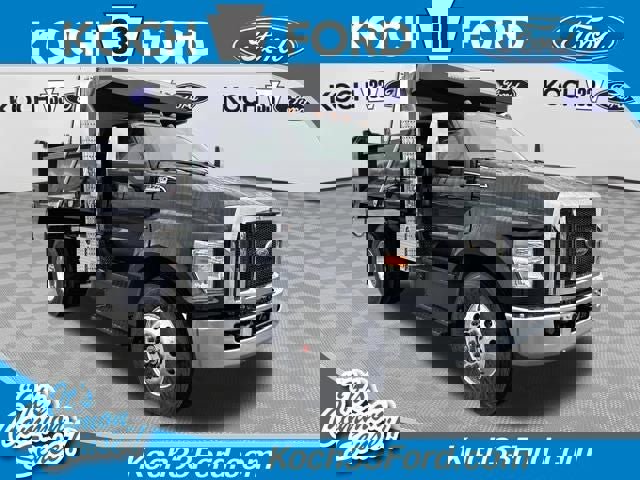 New 2027 Ford F750 2WD Regular Cab Super Duty image 1