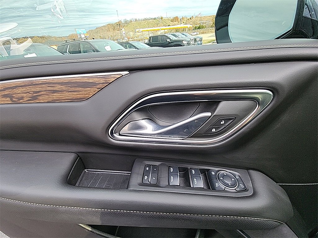 Certified 2024 Chevrolet Tahoe Premier w/ Premium Package image 13