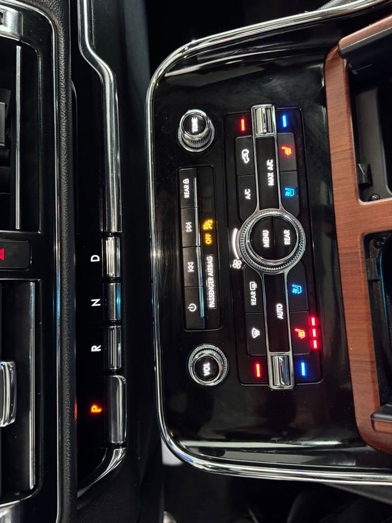 Certified 2022 Lincoln Navigator Reserve image 25