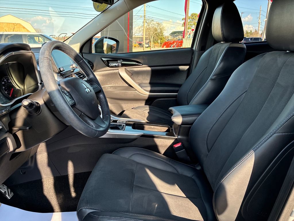 Used 2023 Mitsubishi Eclipse Cross SE image 10