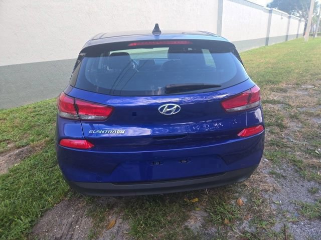 Used 2020 Hyundai Elantra GT w/ Style Package 02 FWD image 6