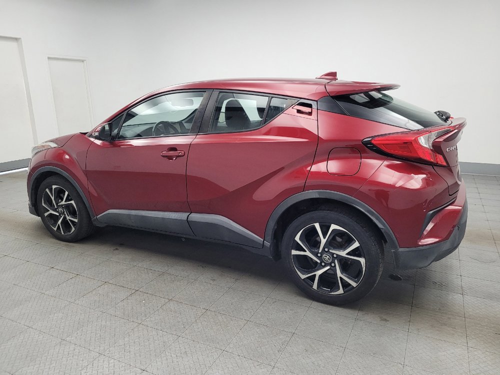 Used 2018 Toyota C-HR XLE FWD image 3