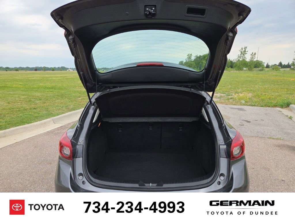Used 2018 MAZDA MAZDA3 Grand Touring w/ Premium Equipment Package FWD image 21