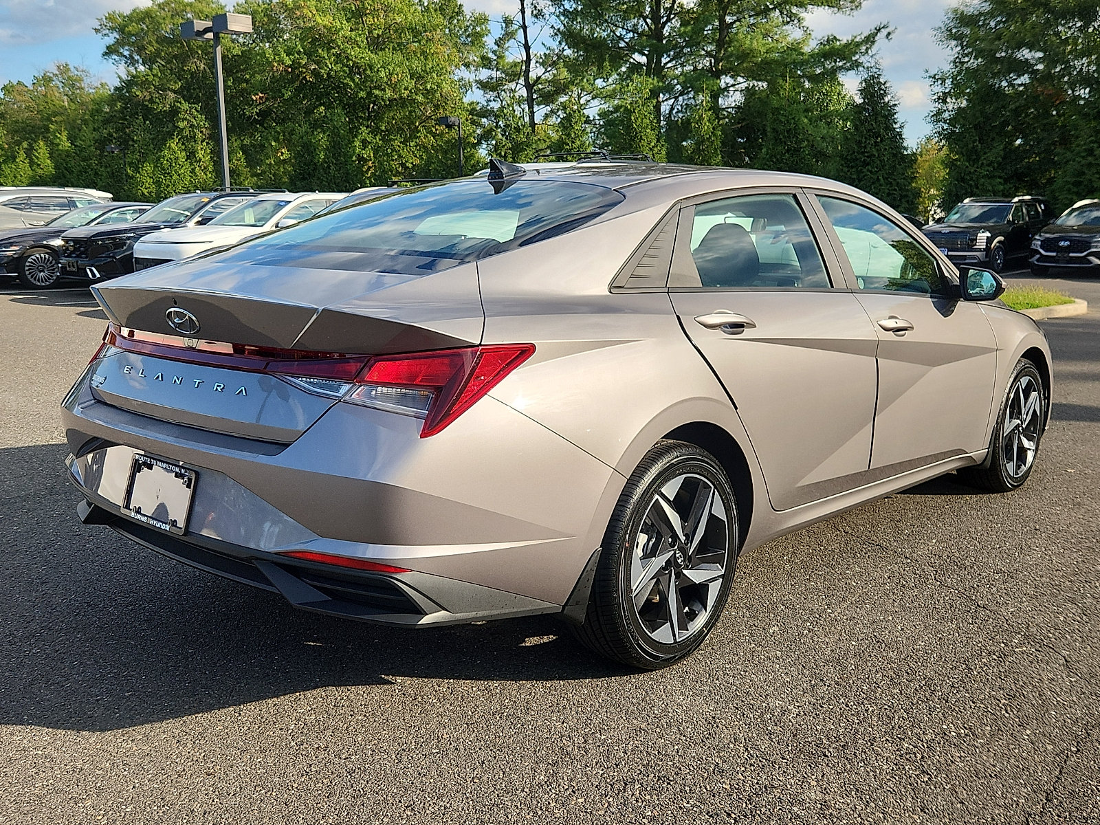 Certified 2023 Hyundai Elantra SEL w/ Convenience Package FWD image 9
