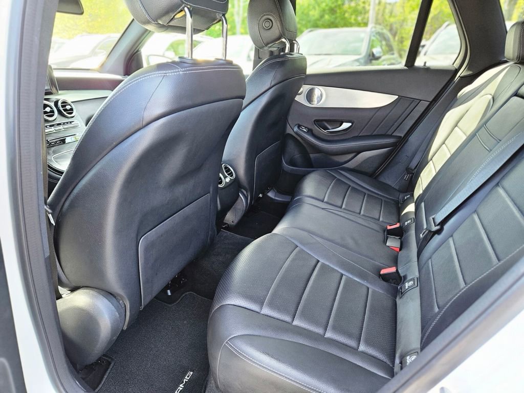 Used 2019 Mercedes-Benz GLC 300 4MATIC image 15