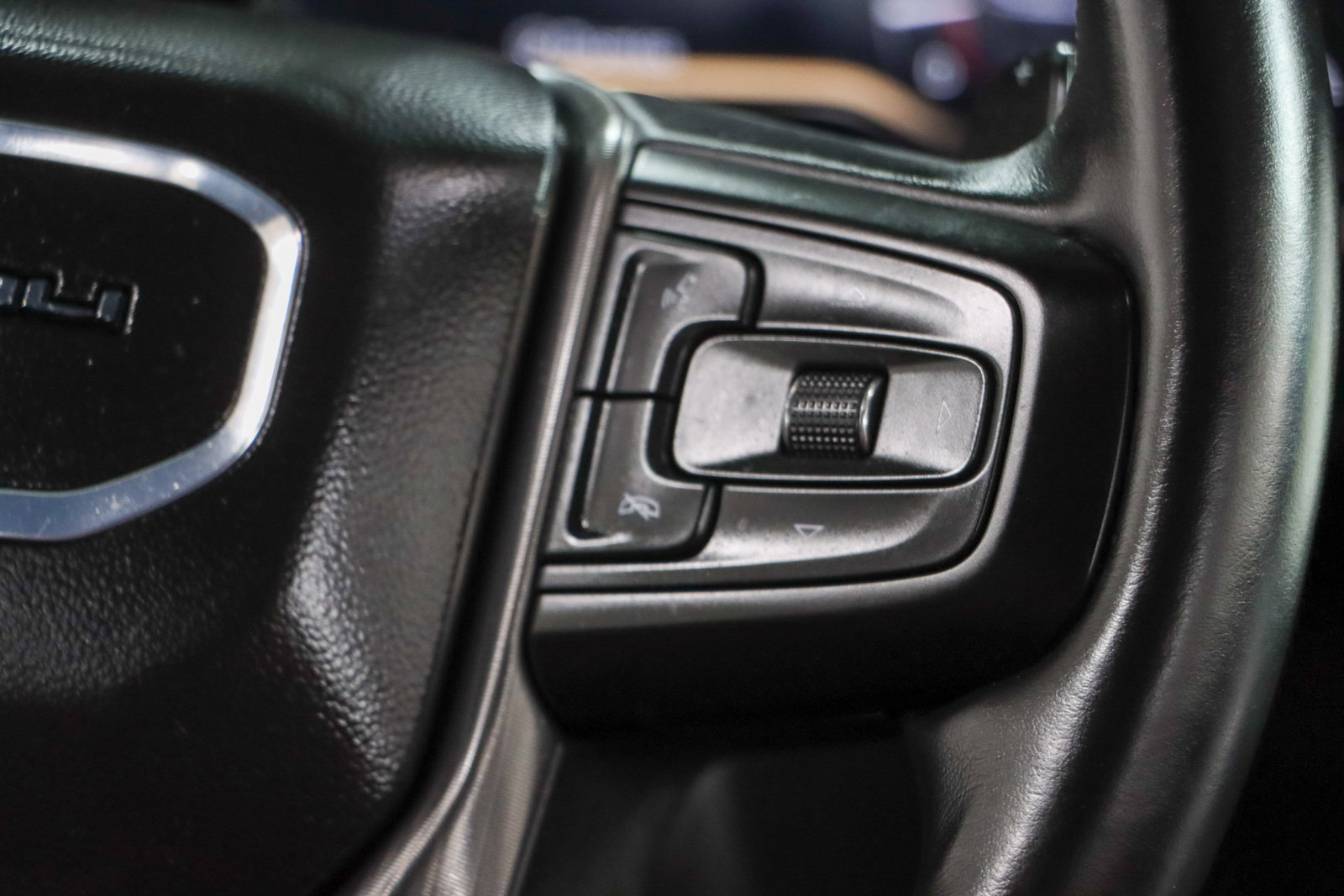 Used 2025 GMC Sierra 1500 Denali Ultimate image 15