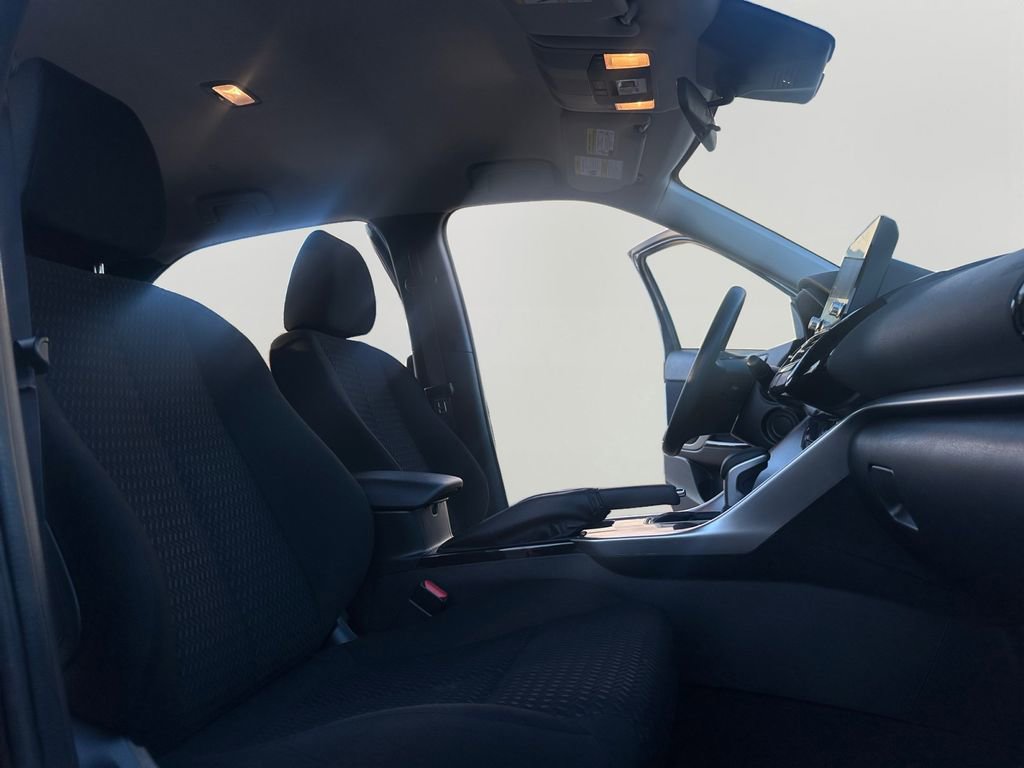Used 2025 Mitsubishi Eclipse Cross LE image 24