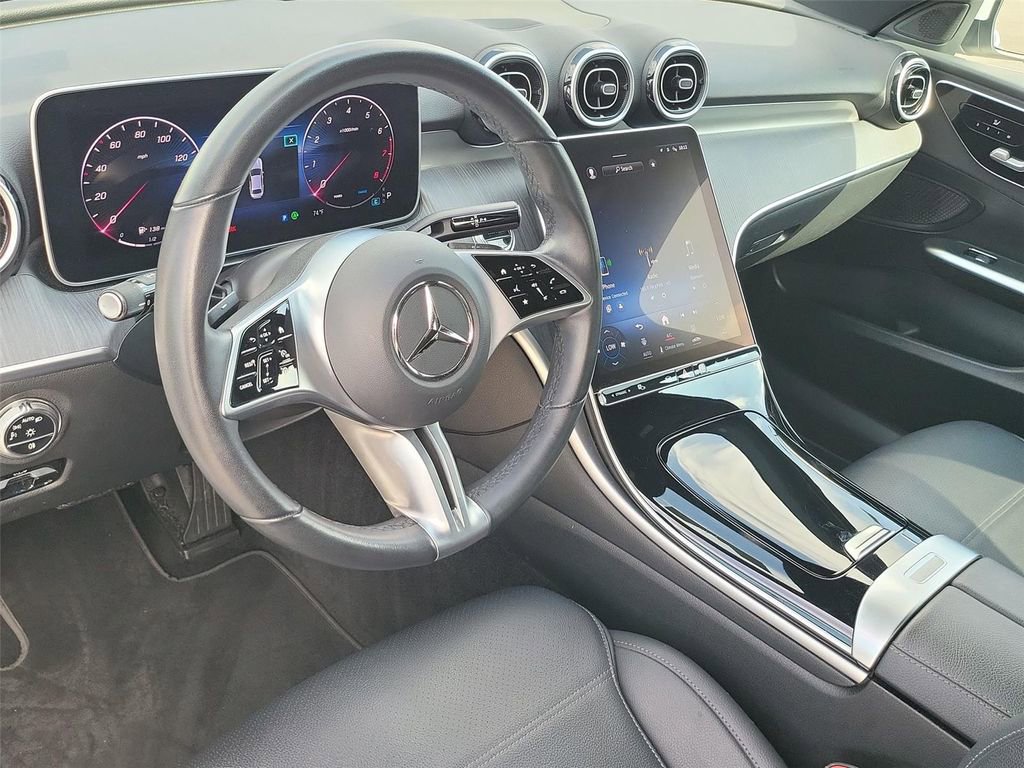 Used 2024 Mercedes-Benz C 300 Sedan image 2