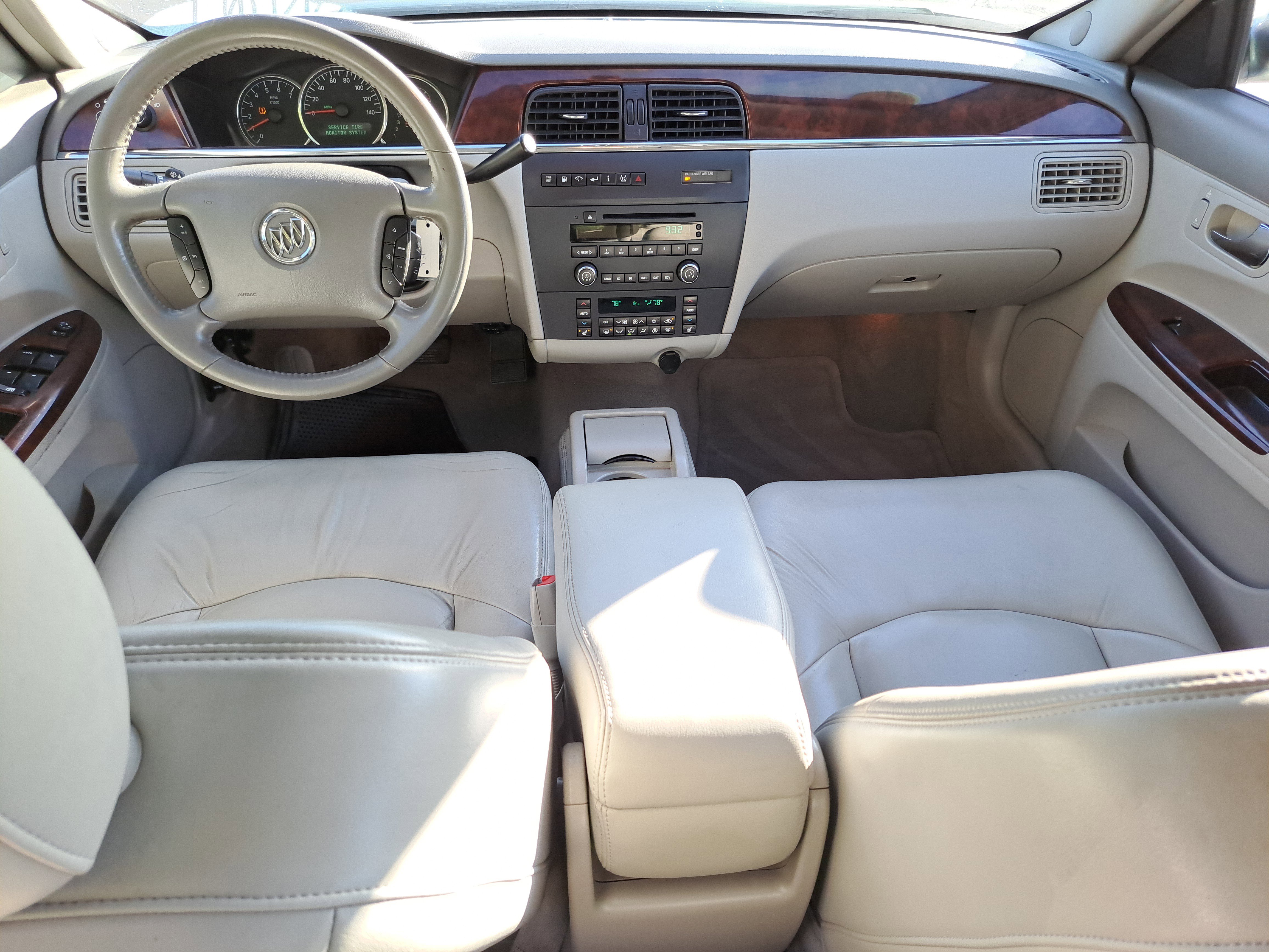 Used 2008 Buick LaCrosse CXL image 6