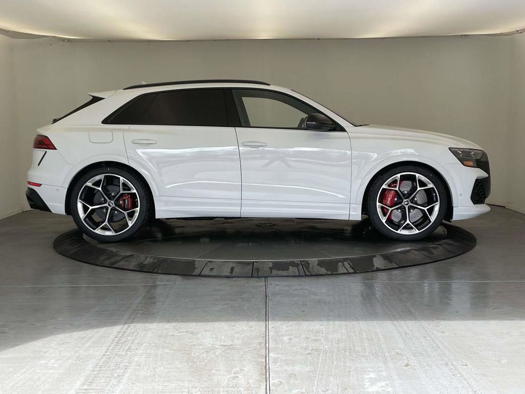 New 2026 Audi RS Q8 performance image 8