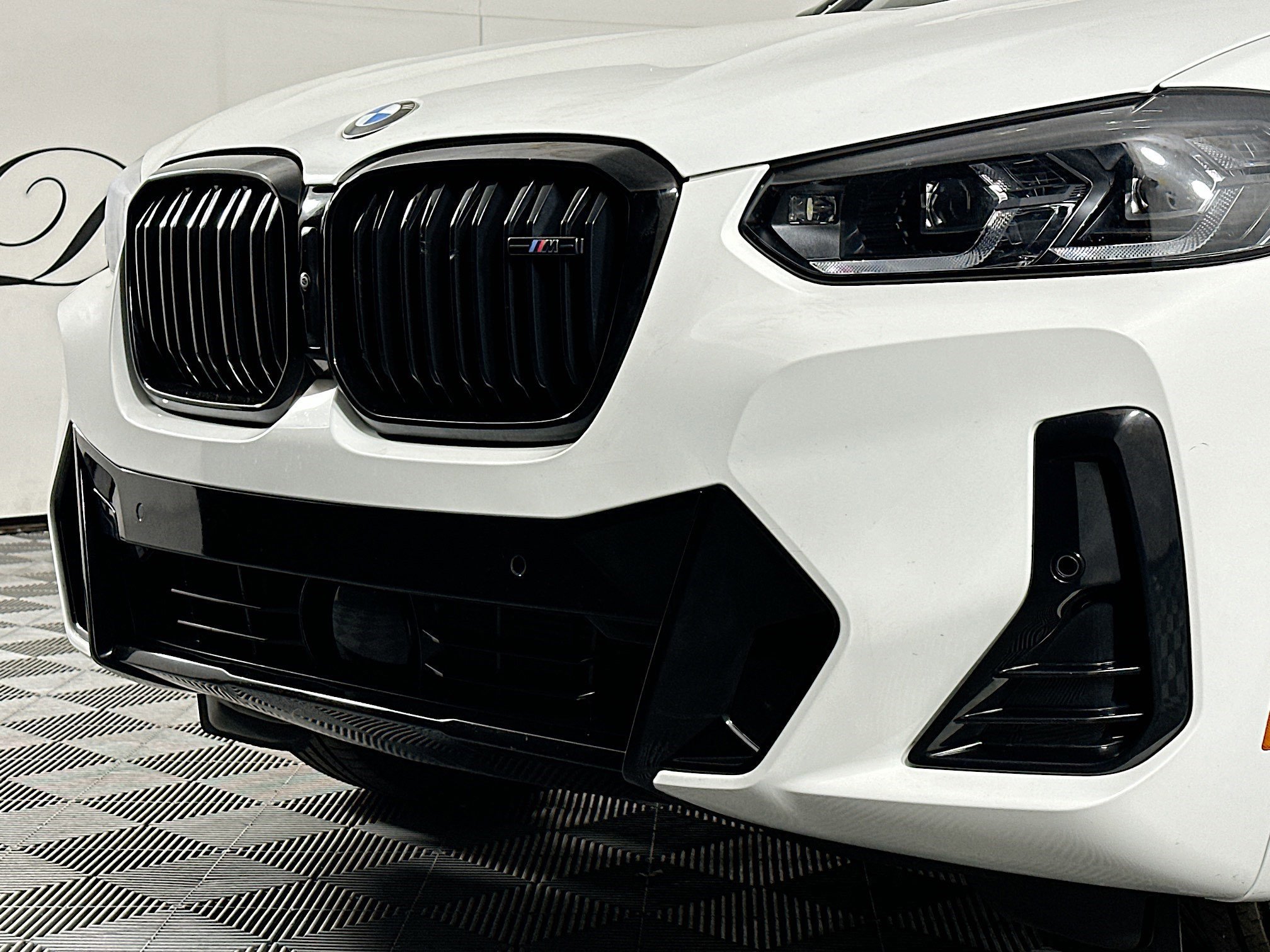 Used 2024 BMW X4 M40i AWD/4WD image 34