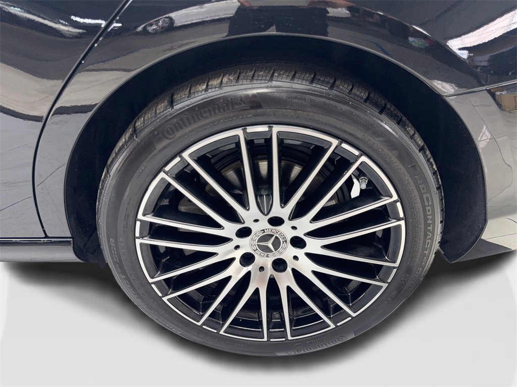 Used 2025 Mercedes-Benz C 300 Sedan image 76