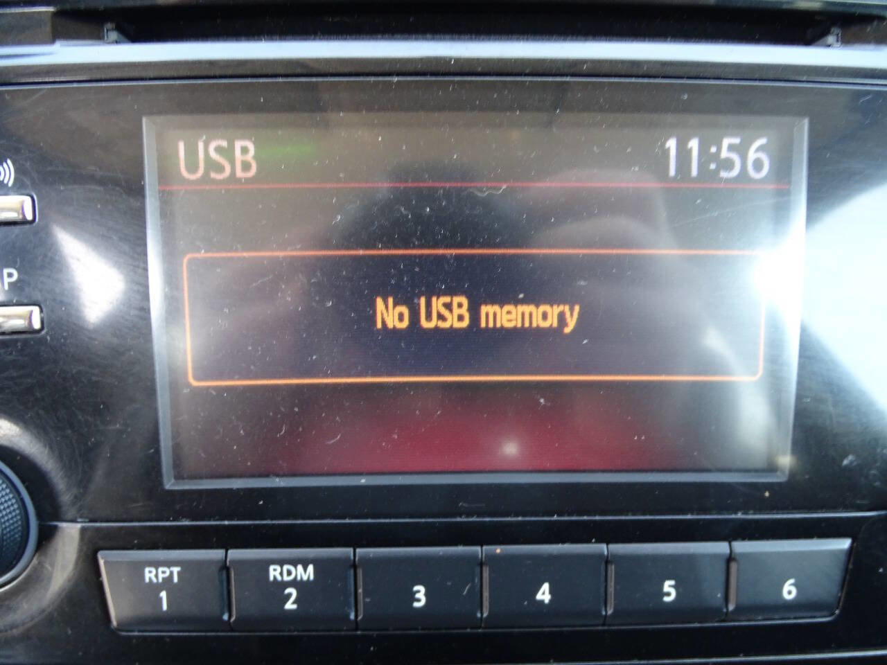 Used 2016 Nissan Rogue SV image 21