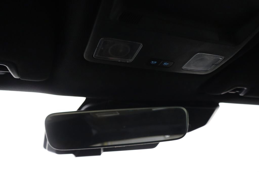 Used 2025 Ford Mustang Coupe image 17