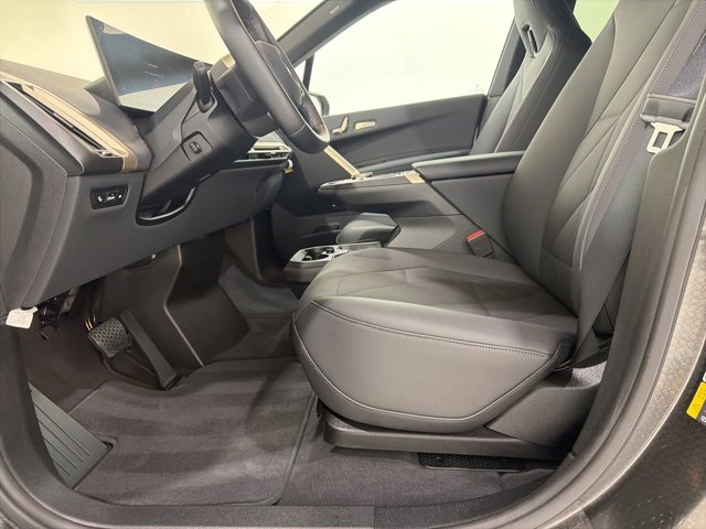 Used 2025 BMW iX xDrive50 w/ Premium Package image 14