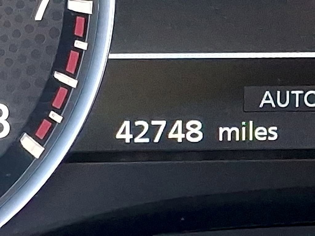 Used 2022 Nissan Armada Platinum w/ Captain's Chairs Package image 21