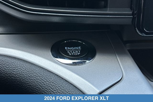 Used 2024 Ford Explorer XLT w/ Class IV Trailer Tow Package AWD/4WD image 25