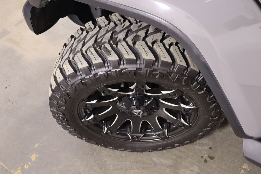 Used 2018 Jeep Wrangler Unlimited Sahara image 42