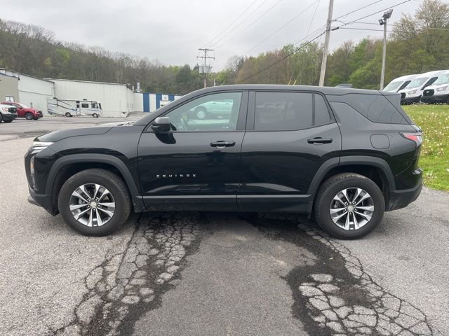 Used 2025 Chevrolet Equinox LT w/ Safety and Technology Package AWD/4WD image 8