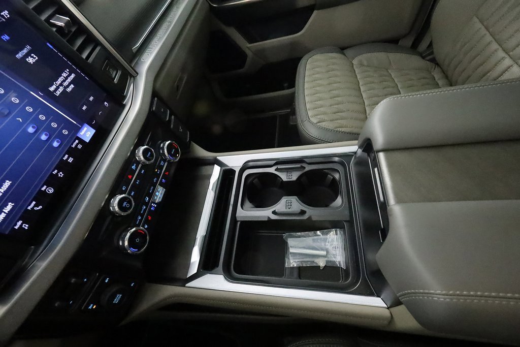 Used 2025 Ford F450 Platinum w/ Platinum Plus Package image 58