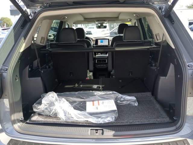 New 2026 Volkswagen Atlas SEL Premium R-Line image 9