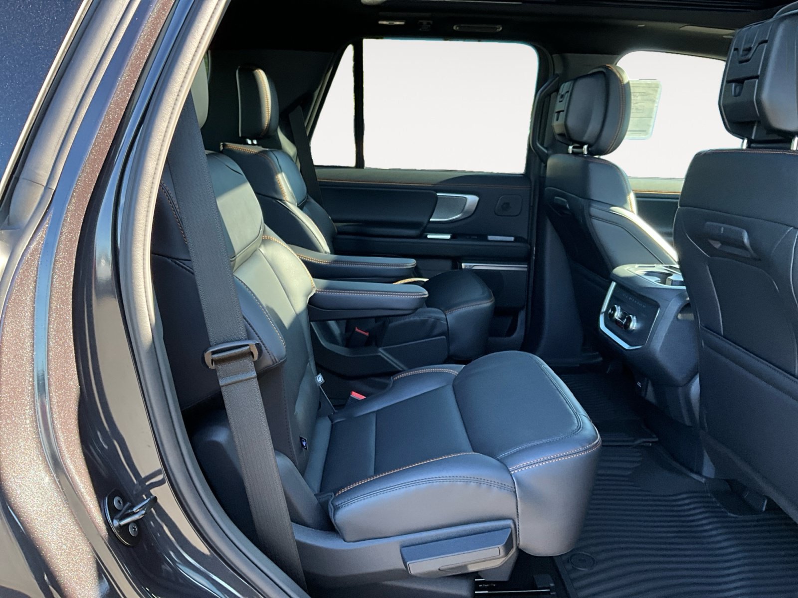New 2027 Ford Expedition Tremor w/ Driver's Package AWD/4WD image 13