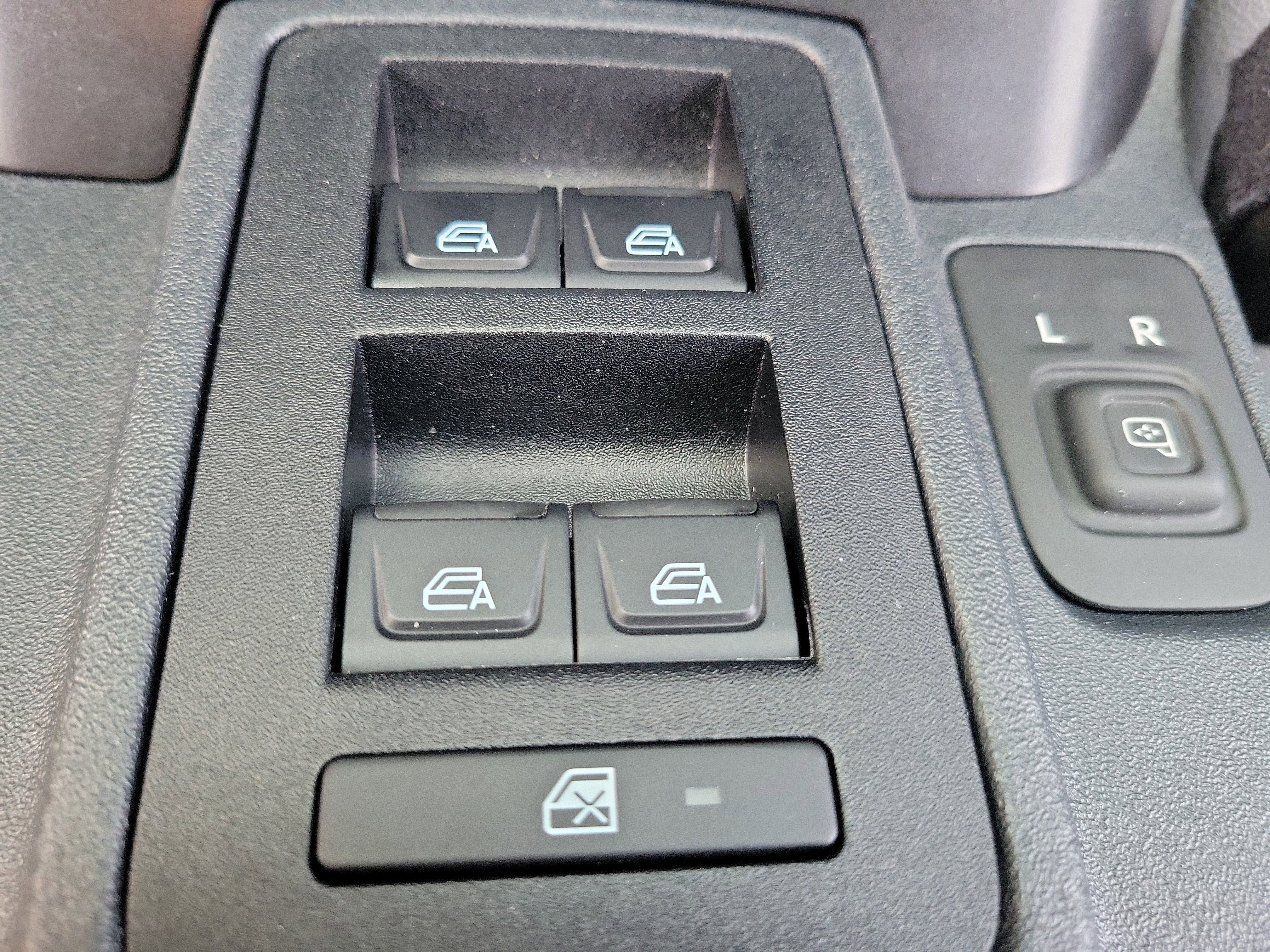 Used 2023 Ford Bronco Outer Banks image 26