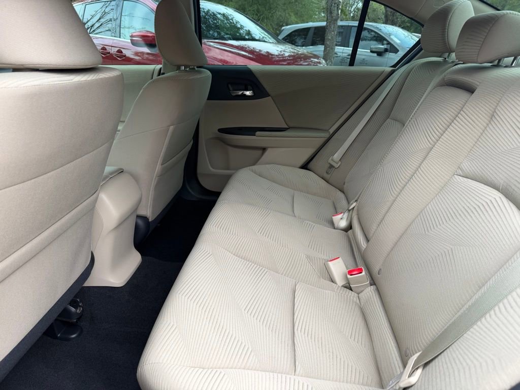 Used 2016 Honda Accord LX image 11