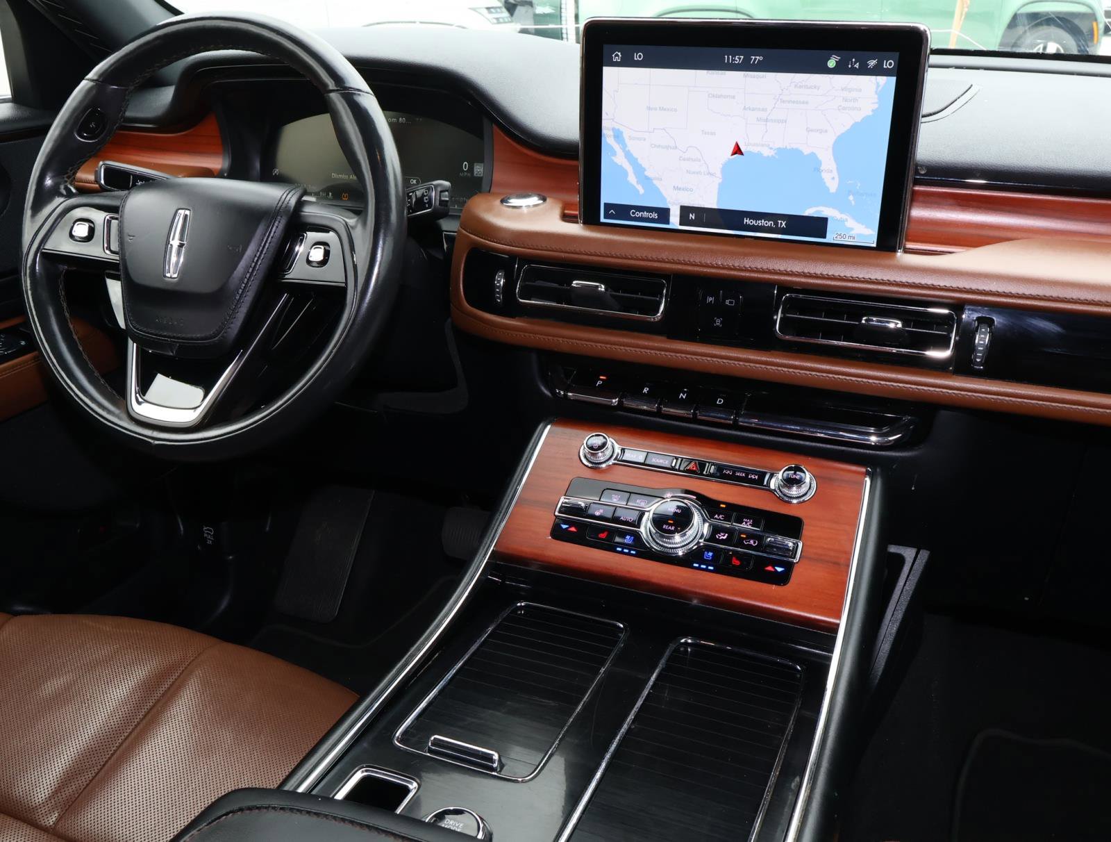 Used 2022 Lincoln Aviator Reserve w/ Elements Package Plus image 11