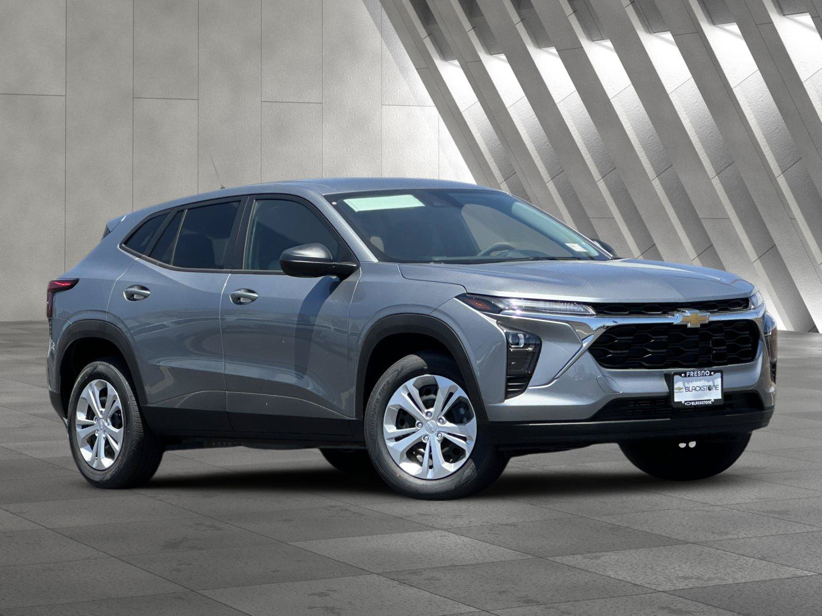 New 2026 Chevrolet Trax LS w/ Driver Confidence Package FWD image 2